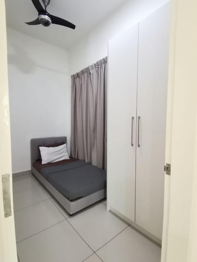 Conezion Residence Putrajaya Nearby Ioi City Mall Екстер'єр фото