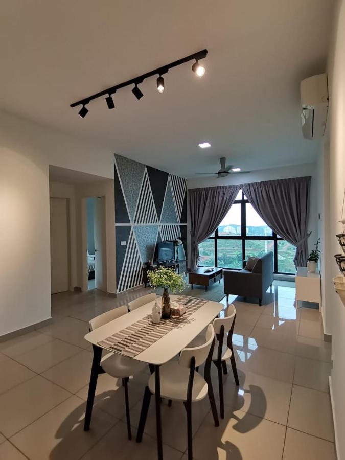 Conezion Residence Putrajaya Nearby Ioi City Mall Екстер'єр фото